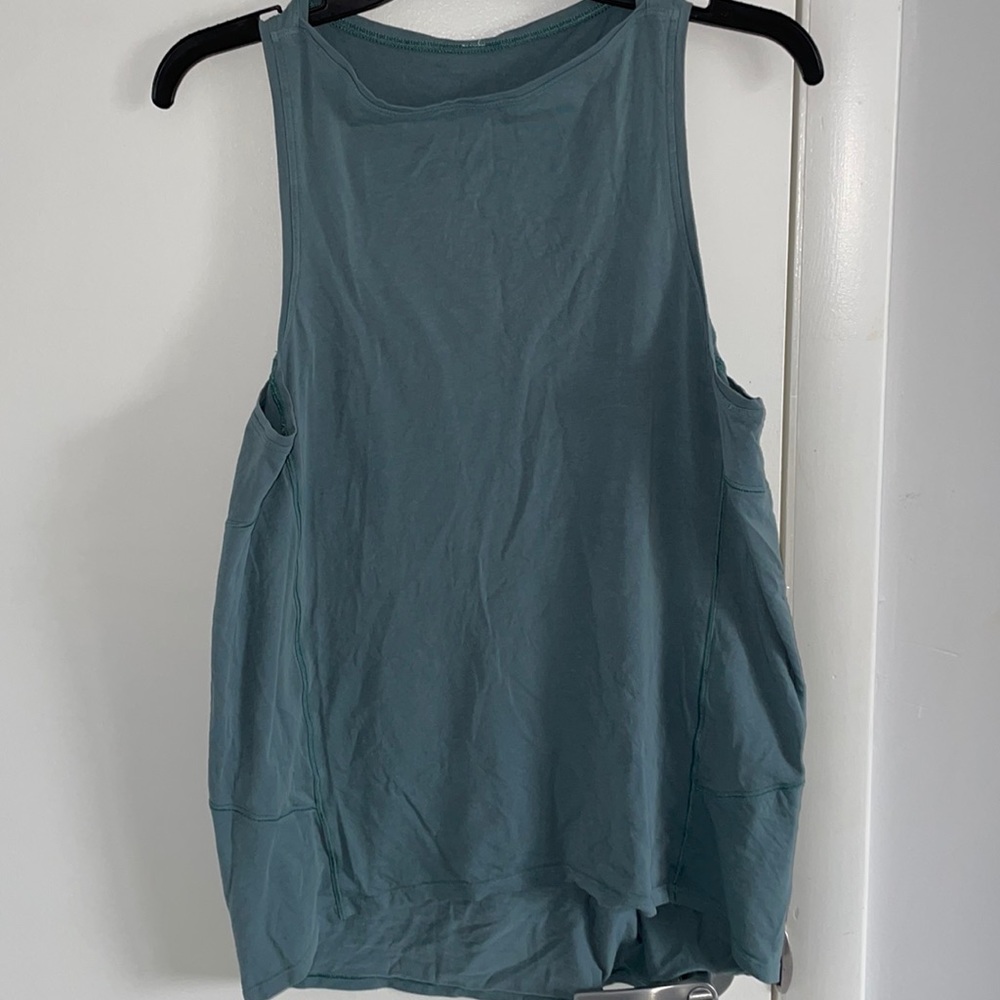 COPY - Lululemon Back in Action Tank